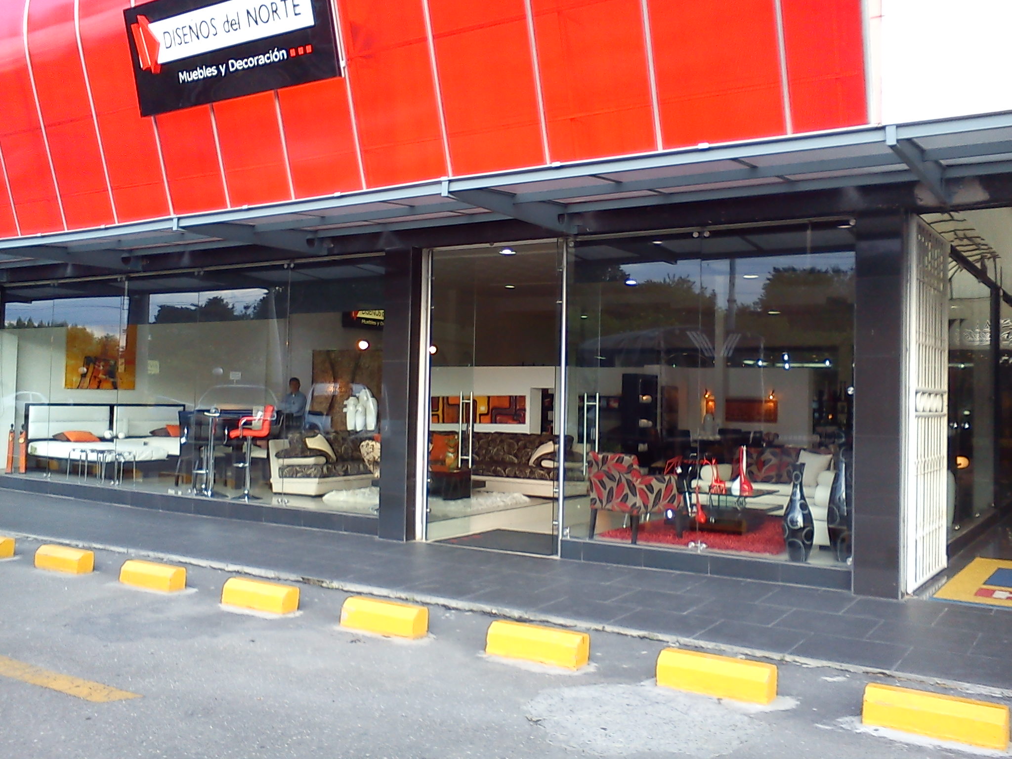 Fachada 1